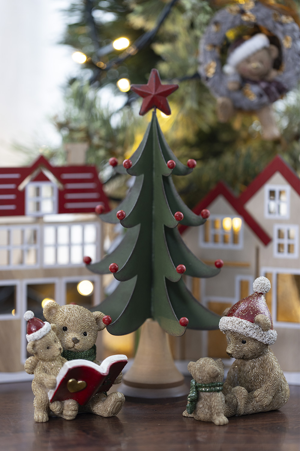 �A���e�B�[�N�e�[�u���u���L�c���[