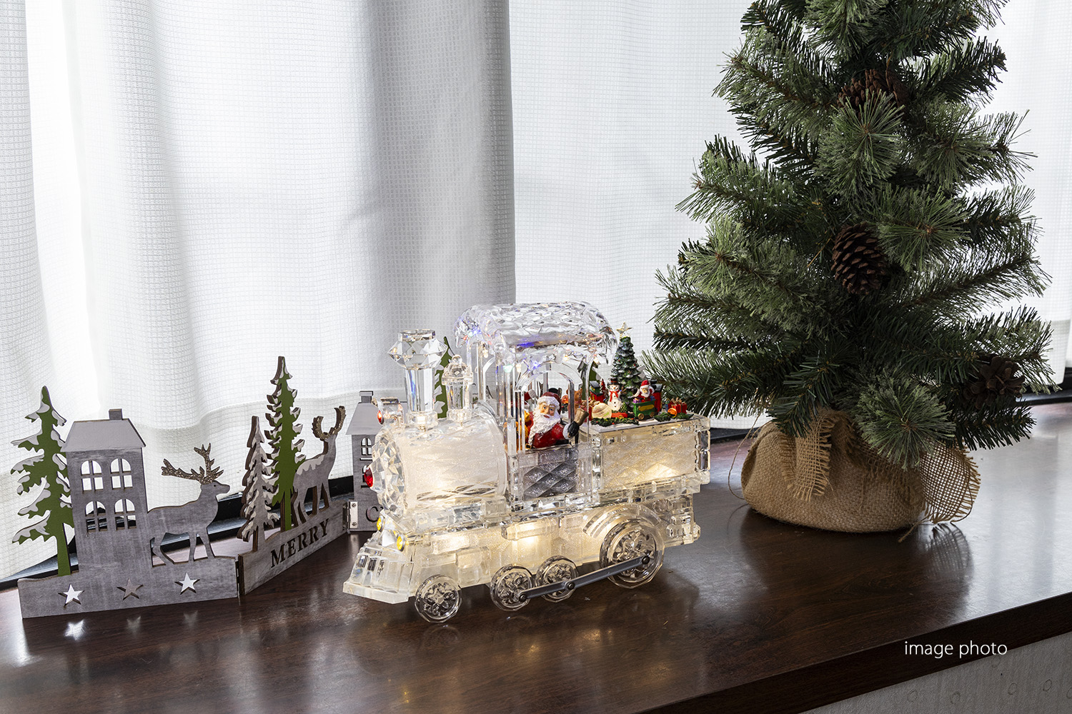 �f�R�^�E���{�[�h�i�X�m�[�V�[���j