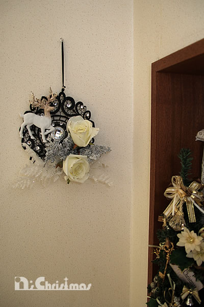 ����t����