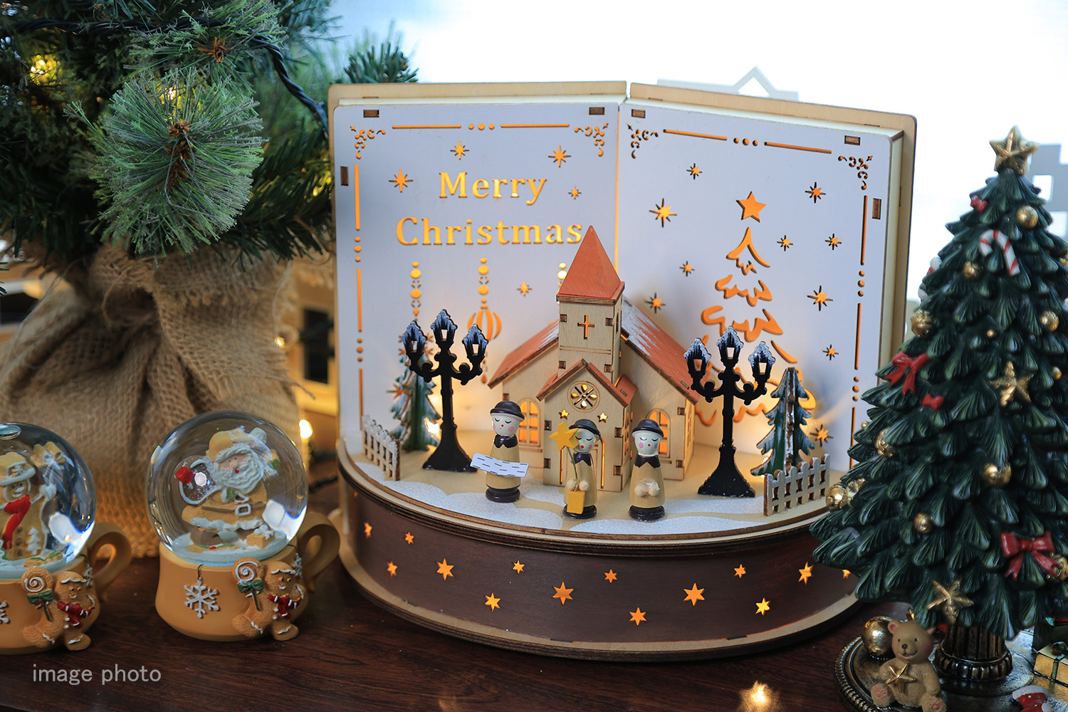 �E�b�h���C�g�X�^���h(���̑�)