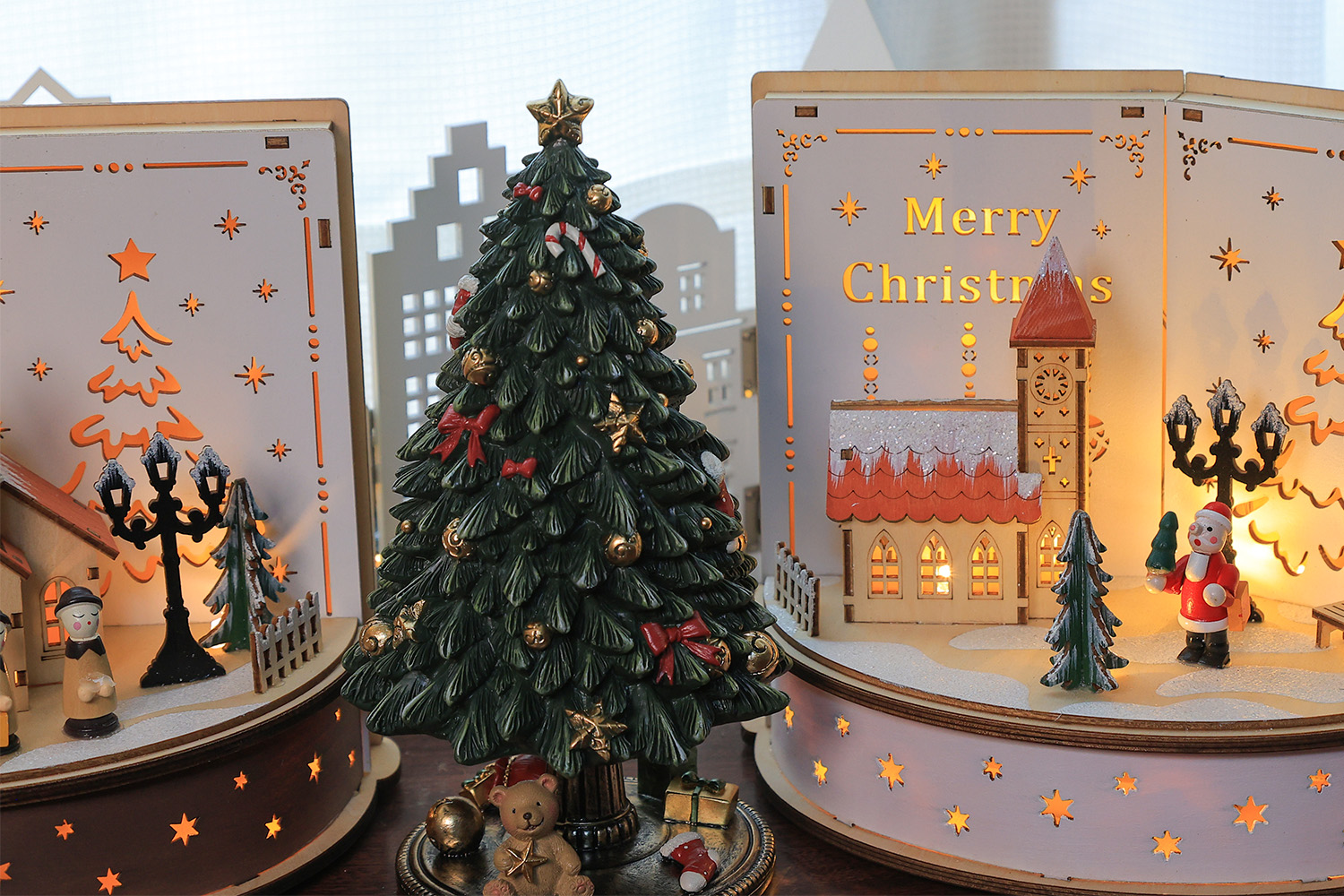 �N���X�}�X�I���S�[���i�c���[�x�A�[�j