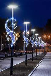 �X�g���[�g���`�[�tA