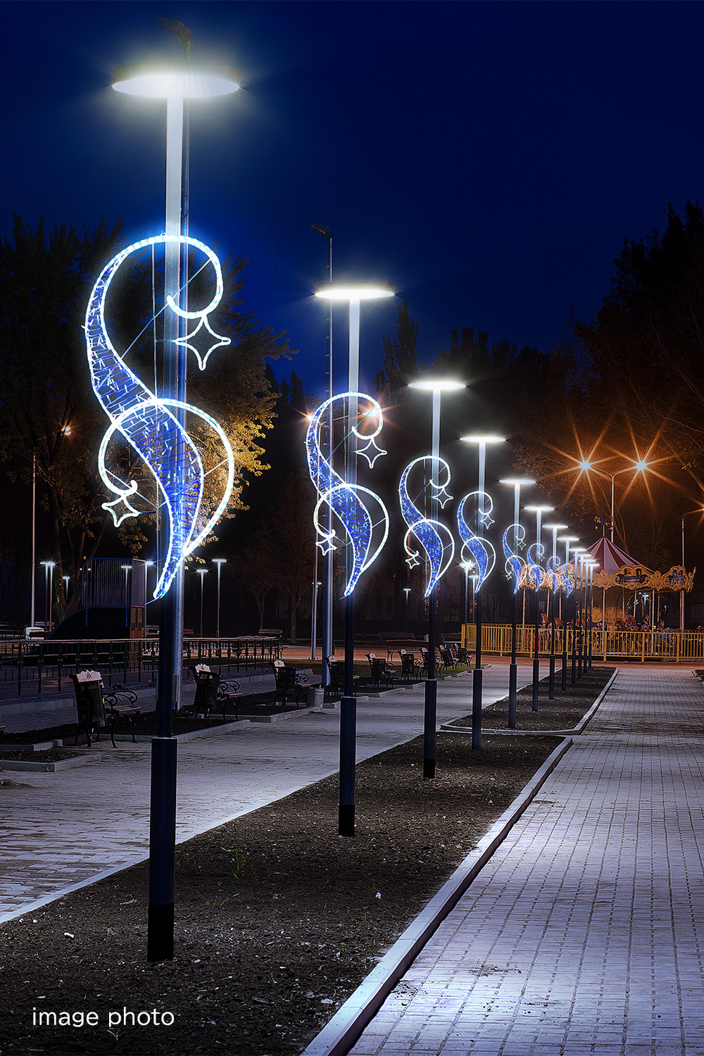 �X�g���[�g���`�[�tA���E��