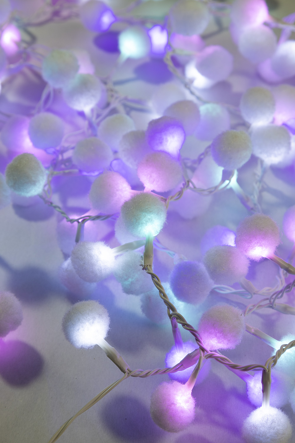 �z���C�g�E�[���{�[�����C�g�i�}���`�J���[�j