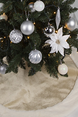 クリスマスオーナメントセット（フロイデン・ホワイト180）飾りつけ例