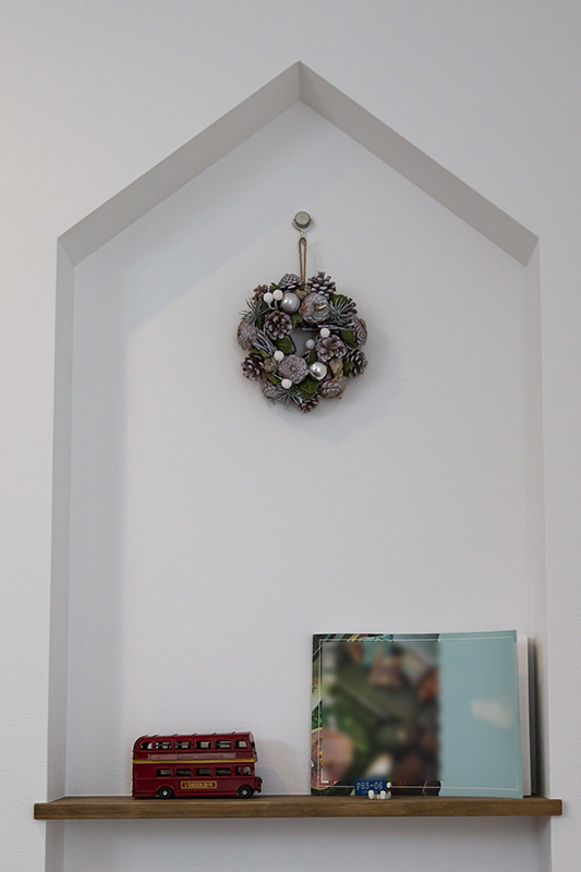 �������