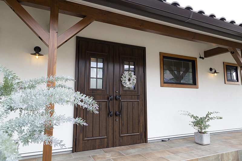 �������