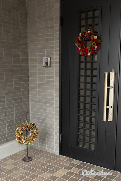 �������