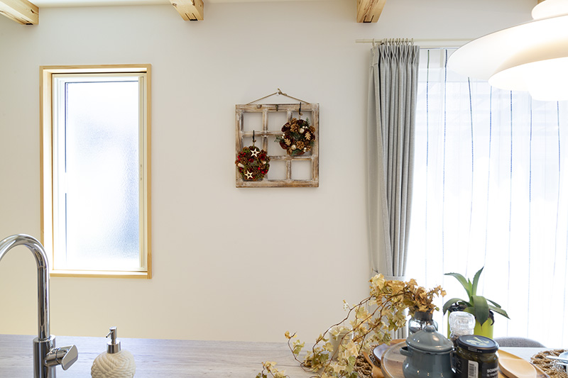 �l�C�`���[���[�X�i�������菼�ڂ�����j