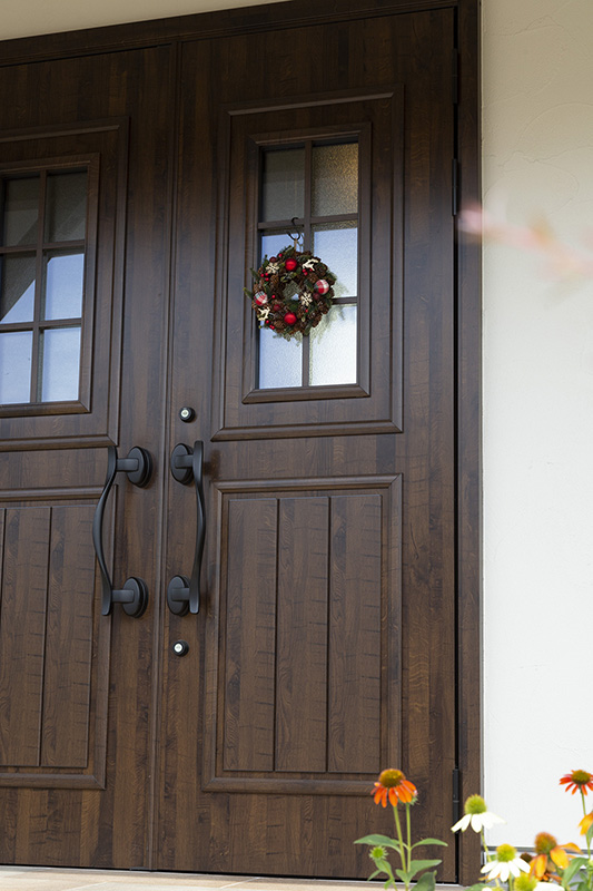 �������